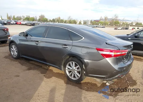2013 Toyota Avalon Xle z USA, uszkodzony, nr VIN 4T1BK1EB2DU052713